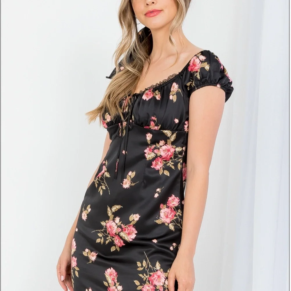 NWOT Black Floral Print Dress With Matching Bandana - Picture 3 of 6